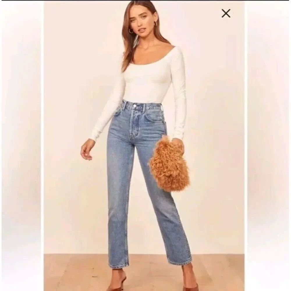REFORMATION JEANS High Rise Malta Wash Straight Leg Denim Size 26 Button Fly